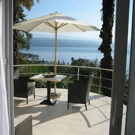 Deluxe Pool-apartment * Opatija