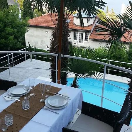 Deluxe Pool-apartment Appartement Opatija