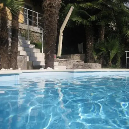 Deluxe Pool-apartment Apartman Opatija