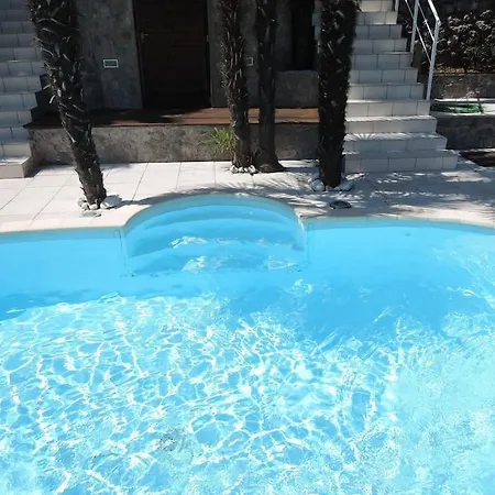 Apartman Deluxe Pool-apartment